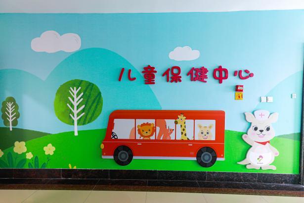 7楼电梯口对面墙面