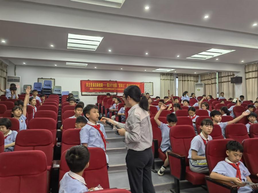 G:\郑晓舟 宣教科事件\6.6爱眼周活动\讲座照片\微信图片_20230606164643.jpg微信图片_20230606164643